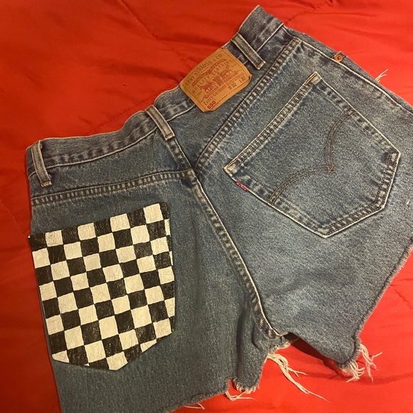 Vintage Levi’s shorts - Picture 4 of 6